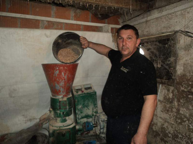 Пелетом од клипова кукуруза греју 120 квадрата